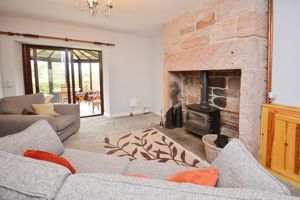 Lounge- click for photo gallery